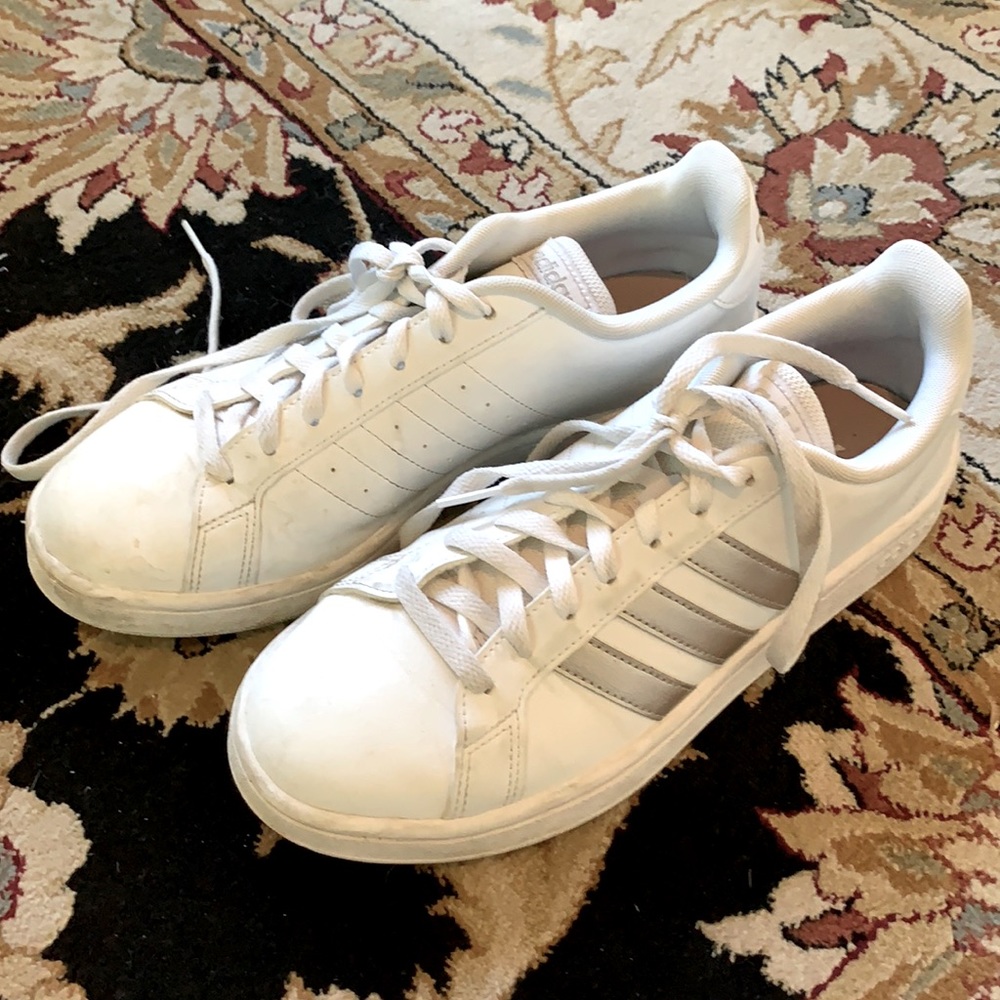 White Adidas Sneaker